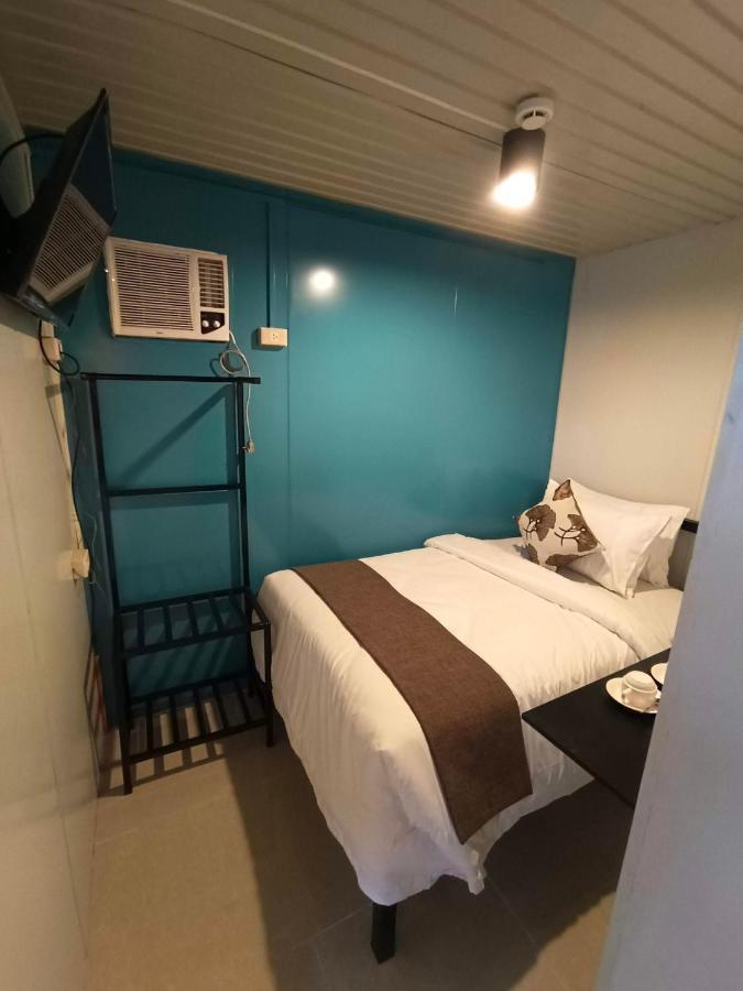 Happy Daze Hotel Tagum Екстер'єр фото